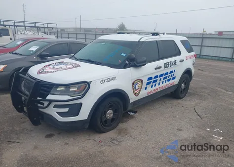 2017 Ford Utility Police Interceptor z USA, uszkodzony, nr VIN 1FM5K8ARXHGC78298